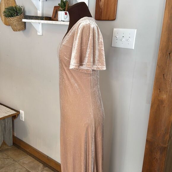 Revelry velvet bridesmaid dress size small champagne v neck flutter sleeve long - Picture 4 of 12